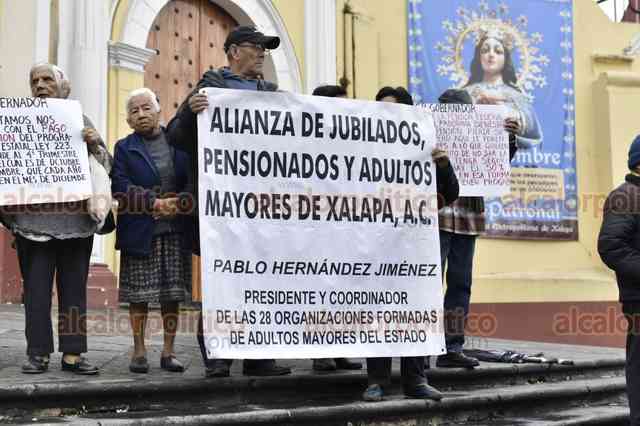 Gobierno De Veracruz Adeuda 3 Meses De Pagos A Pensionados Al Calor