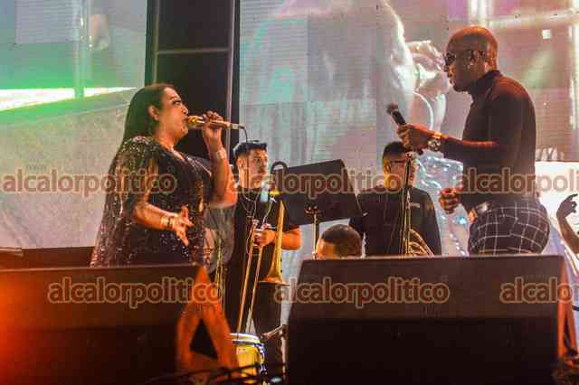 Con Lleno Total Y Saldo Blanco Inicia El Salsa Fest Al Calor