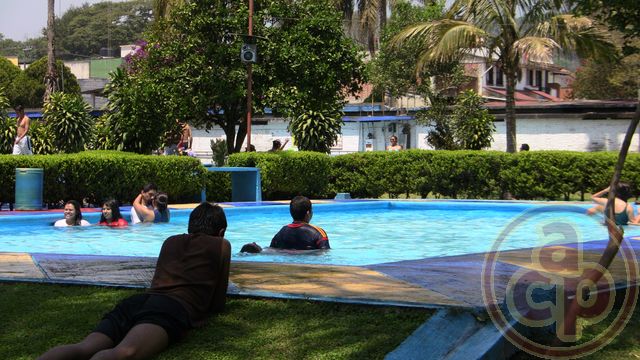 Se esperan 400 personas diarias en balnearios y albercas, en esta Semana  Santa - Al Calor Político