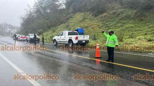 Volcó en carretera de Altotonga - Galería - alcalorpolitico.com