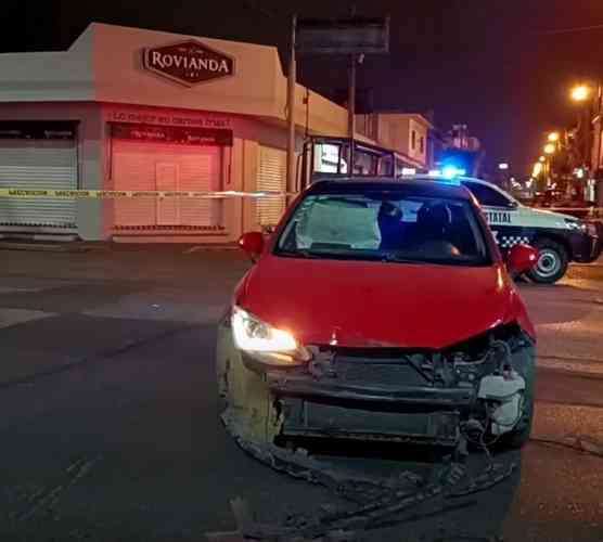 Patrulla De Policía Estatal Se Pasó El Alto Provocó Choque Y Volcó En