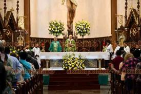 
Xalapa, Ver, 21 de julio de  2024.- El arzobispo de Xalapa, Jorge Patrn Wong, ofici la misa dominical en la Catedral Metropolitana, donde pidi por la sana convivencia de las familias en esta temporada vacacional.
