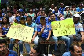 Xalapa, Ver., 4 de septiembre de 2024.- Sin echarse una ?cascarita? como se haba anunciado o quedarse para firmar autgrafos, jugadores del Cruz Azul llegaron a las canchas del parque Molino de San Roque para una clnica deportiva y ?convivio? que dur unos 30 minutos. Cientos de aficionados esperaron horas para verlos. 
