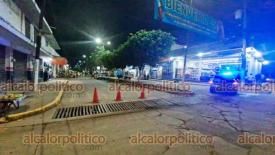 Xalapa, Ver., 5 de septiembre de 2024.- Ante la llegada de las reliquias de San Judas Tadeo a la parroquia dedicada al apstol, ubicada en la colonia Campo de Tiro, feligreses inician preparativos por lo que se realizan cortes intermitentes a la circulacin sobre Camino Antiguo a Naolinco.
