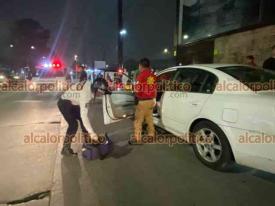 Xalapa, Ver., 13 de septiembre de 2024.- La noche de este viernes, una persona muri atropellada sobre la avenida Lzaro Crdenas, a la altura de Plaza Urban Center.
