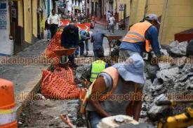 Xalapa, Ver., 20 de septiembre de 2024.- El alcalde Ricardo Ahued anunci que la calle Revolucin permanecer cerrada por ms de un mes por trabajos de rehabilitacin.