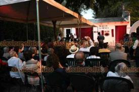 Xalapa, Ver., 20 de septiembre de 2024.- Homenaje y develacin de placa en honor a los artistas Sandra Lohr y Enrique Velasco, en el Museo de la Msica Veracruzana.
