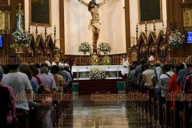 Xalapa, Ver., 22 de septiembre de 2024.- El arzobispo de Xalapa, Jorge Patrn Wong, ofici la misa de este domingo en la Catedral Metropolitana, donde or por las necesidades de todos los feligreses.
