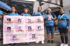 Xalapa, Ver., 3 de octubre de 2024.- Familiares de personas desaparecidas conformaron el nuevo colectivo ?Rastros de Amor?. Recriminaron la falta de resultados por parte de la Fiscala y del gobierno de Cuitlhuac Garca en la bsqueda de sus seres queridos.
