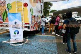 Xalapa, Ver., 9 de octubre de 2024.- El Sistema de Atencin Integral a la Salud realiz una jornada de salud sexual y reproductiva para toda la comunidad UV en el estacionamiento de Rectora.