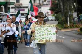 Xalapa, Ver., 20 de octubre de 2024.- Ciudadanos y trabajadores del Poder Judicial Federal, marcharon del Teatro del Estado al centro de la ciudad, en contra de la Reforma.