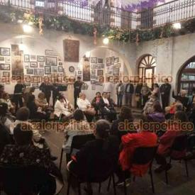 Xalapa, Ver., 23 de octubre de 2024.- Recorrido musical e histrico disfrutaron este mircoles visitantes en el museo de San Rafael Guzar. El subdirector del recinto. Andrs Guzmn. relat algunas ancdotas del Santo, su pasin por la msica y su manejo de diversos instrumentos de viento.
