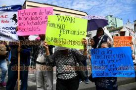 Xalapa, Ver., 25 de octubre de 2024.- Integrantes de la asociacin ?La leyenda de Chucho el Roto? se manifestaron para rechazar la construccin de un tercer reactor nuclear en Laguna Verde.