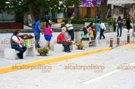 Xalapa, Ver., 27 de octubre de 2024.- Luego de que la noche del sbado quedara abierta a la circulacin la calle Lucio, entre Jurez y Poeta Jess Daz, este domingo se observa el paso de automovilistas y peatones y cmo se reactiva la actividad comercial.