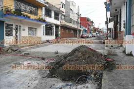 Xalapa, Ver., 31 de octubre de 2024.- La calle Insurgentes, esquina con 20 de Noviembre, permanece cerrada debido a trabajos.