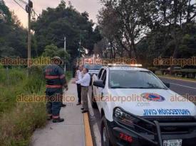 Xalapa, Ver., 4 de noviembre de 2024.-En la avenida Lzaro Crdenas, a la altura del puente peatonal de nimas, se comenz a incendiar un inmueble que sola ser una estacin de radio. Bomberos arribaron al sitio.
