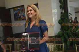 Xalapa, Ver., 9 de noviembre de 2024.- La magistrada Denisse Uribe Obregn present su libro ?La Corrupcin en el Poder Judicial de la Federacin?. Durante su participacin sostuvo que s hace falta modificar la Reforma Judicial.