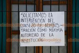 Xalapa, Ver., 12 de noviembre de 2024.- Por segundo da consecutivo continan tomadas las oficinas del SSTEEV por integrantes del SUTSEM que exigen la reinstalacin de docente; piden la intervencin del Consejo de Administracin del organismo.