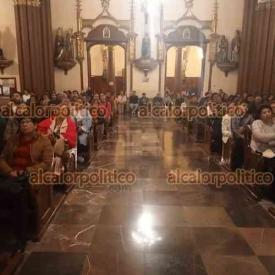 Xalapa, Ver., 7 de diciembre del 2024.- Como parte de la cartelera artstica del departamento de Cultura del Ayuntamiento, la noche de este sbado la Orquesta Filarmnica de Xalapa regal un concierto de msica clsica en la Catedral Metropolitana en honor a la Inmaculada Concepcin, para dar inicio a los festejos religiosos de diciembre.