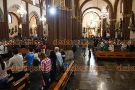 Xalapa, Ver., 8 de diciembre de 2024.- El arzobispo de Xalapa, Jorge Patrn Wong, ofici la misa dominical de la segunda semana de adviento, en la Catedral Metropolitana.
