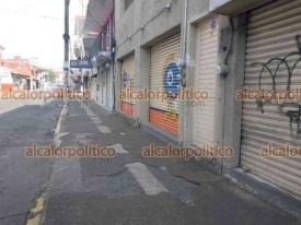 Xalapa, Ver., 25 de diciembre de 2024.- Calles de la zona centro como Clavijero y Enrquez  lucieron vacas y la mayora de negocios cerrados en la maana de Navidad.