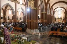 Xalapa, Ver., 12 de enero de 2025.- El prroco de la catedral de Xalapa, Jos Ignacio Barrera Murrieta, ofici la misa dominical en la Catedral Metropolitana.
